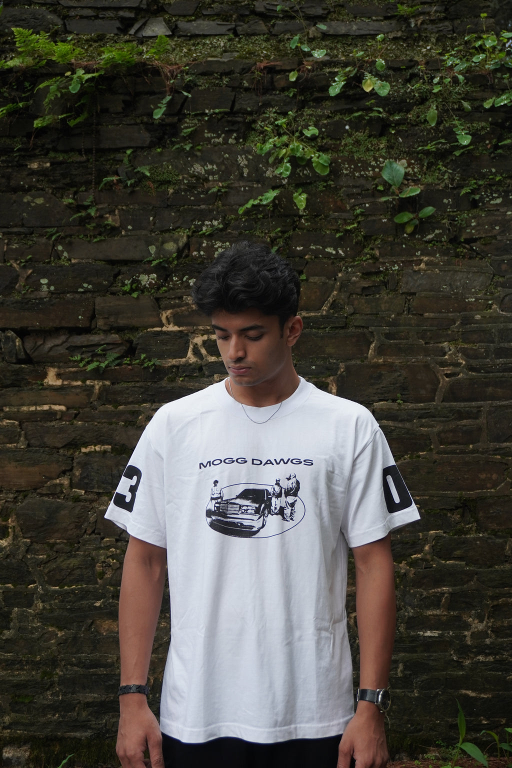 Dawgs 03 T-Shirt-White | Mogg Dawgs