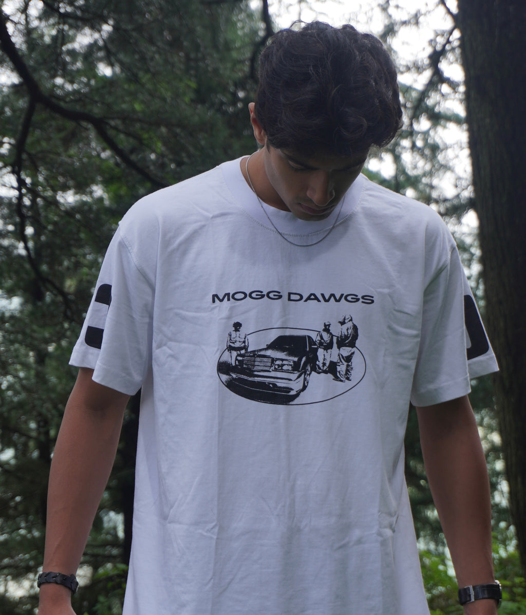 Dawgs 03 T-Shirt-White | Mogg Dawgs